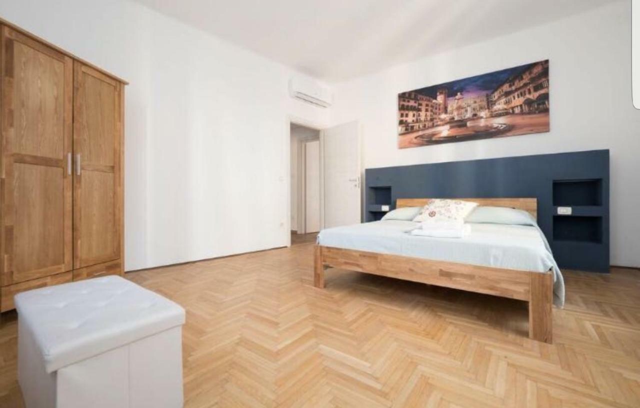 Il Salotto Del Conte Bed & Breakfast Verona Luaran gambar